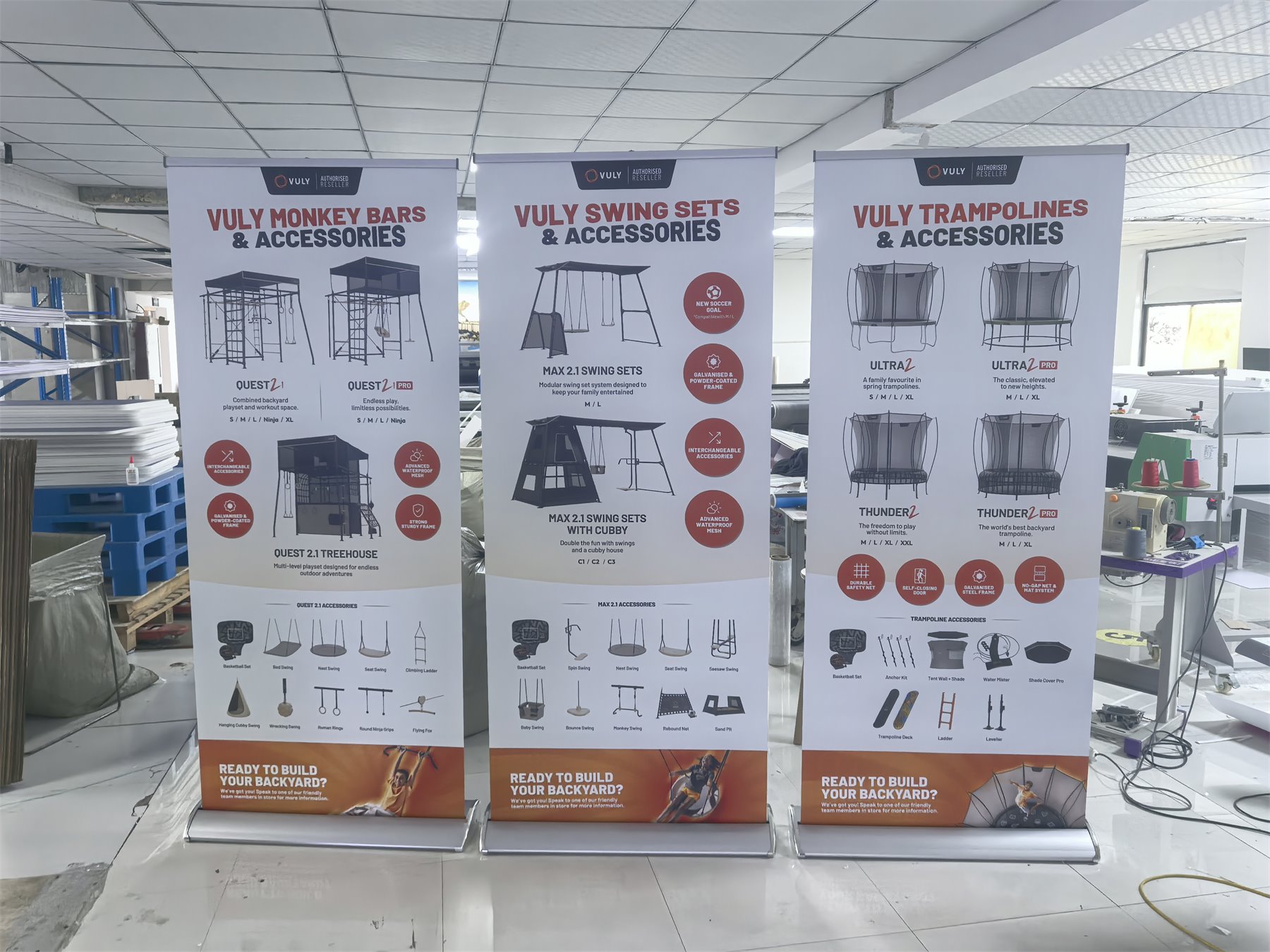 Retractable roll up banner displays after assembly